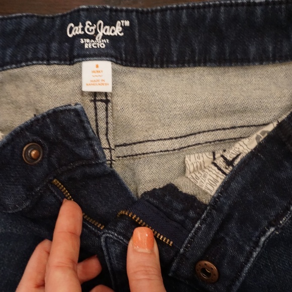 Cat & Jack boy's blue jeans - Picture 2 of 3